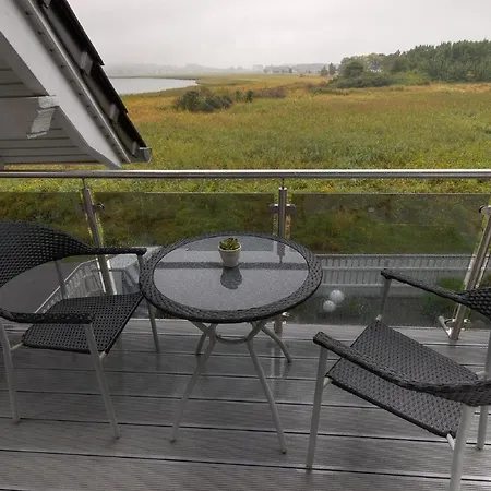 F-1084 Ruegenreif Fewo 04 Meerblick, Balkon Klein Zicker